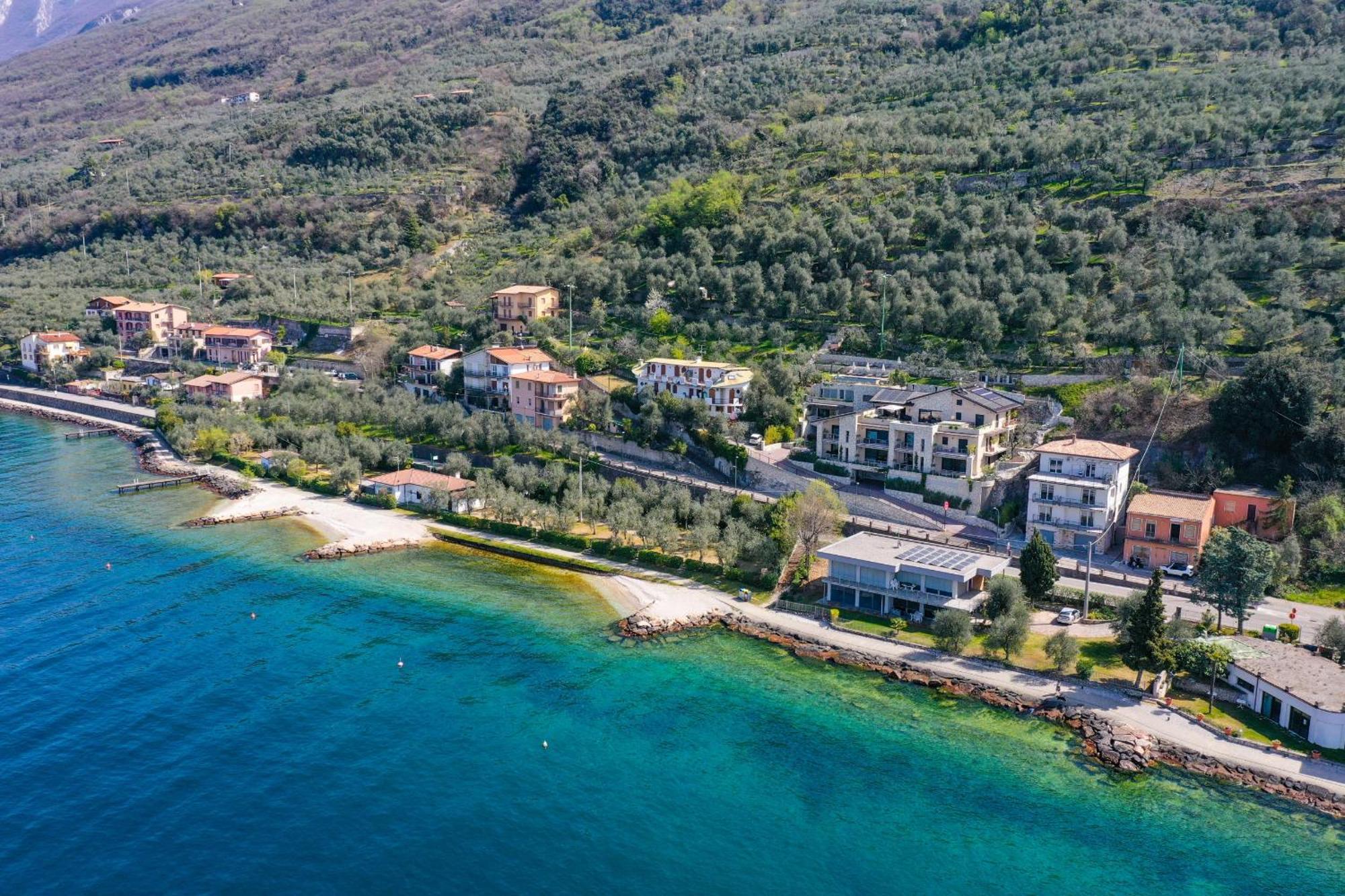 Studio Baldo - Brenzone Holiday Apartments Buitenkant foto