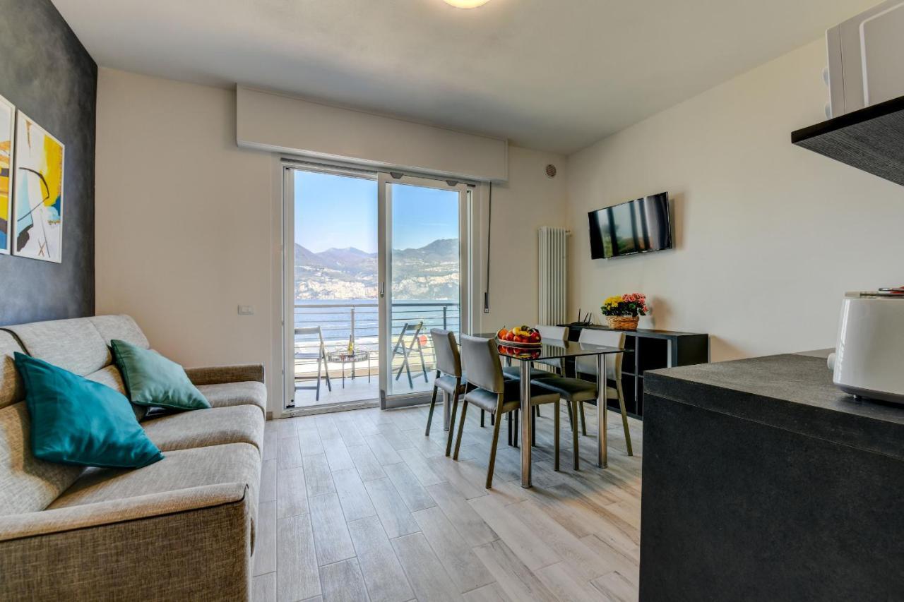 Studio Baldo - Brenzone Holiday Apartments Buitenkant foto